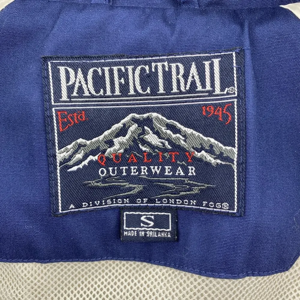 Vintage Pacific Trail, Women’s trail jacket with hood size Cream, Blue Size S